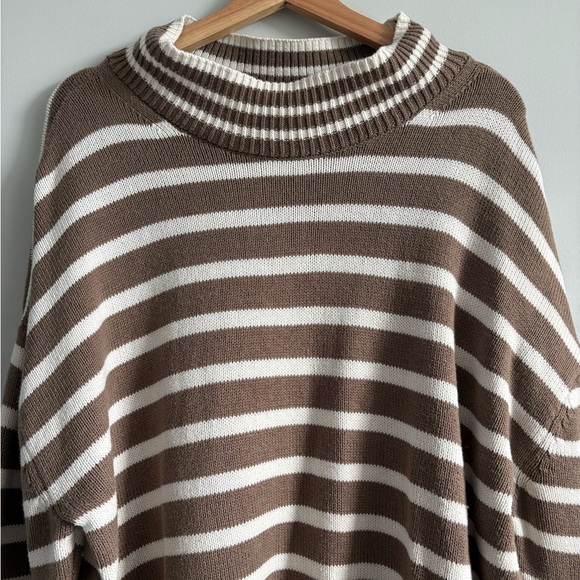 Lucky Brand Mock Neck Tunic | Size XL - Picture 5 of 8